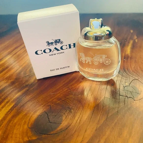 NEW Coach Eau de Parfum for Women — Light Pink Bottle with Gold Cap - Picture 4 of 4